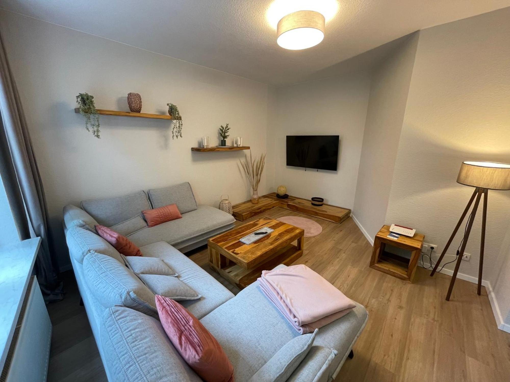 Cozy, Neue 3 Zimmer Ferienwohnung Goslar Altstadt Bagian luar foto